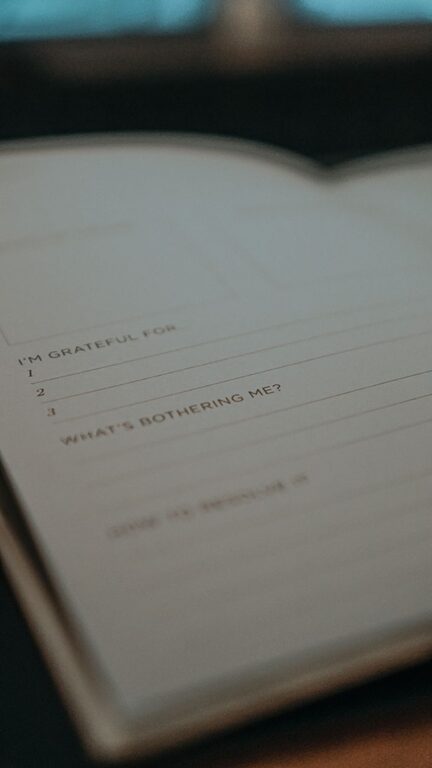 How to Start a Gratitude Journal and Transform Your Daily Mindset